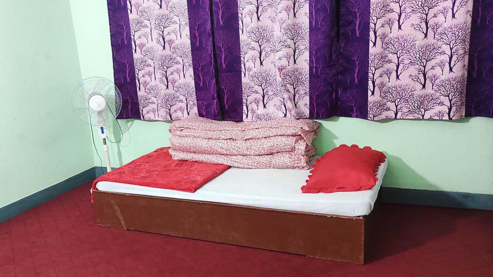 Budget Backpackers Hotel Lalitpur Extérieur photo