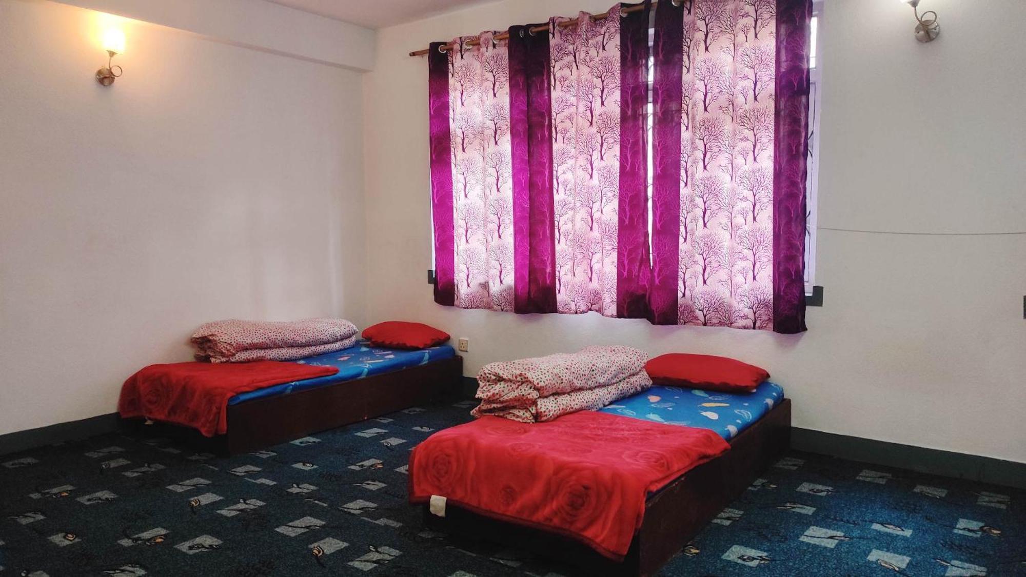 Budget Backpackers Hotel Lalitpur Extérieur photo